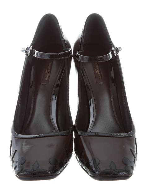 louis vuitton mary jane pumps